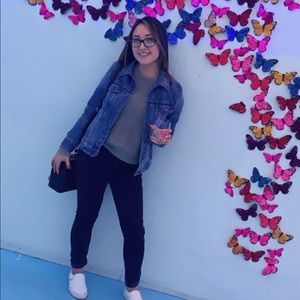 Meet your Posher, Evelyn